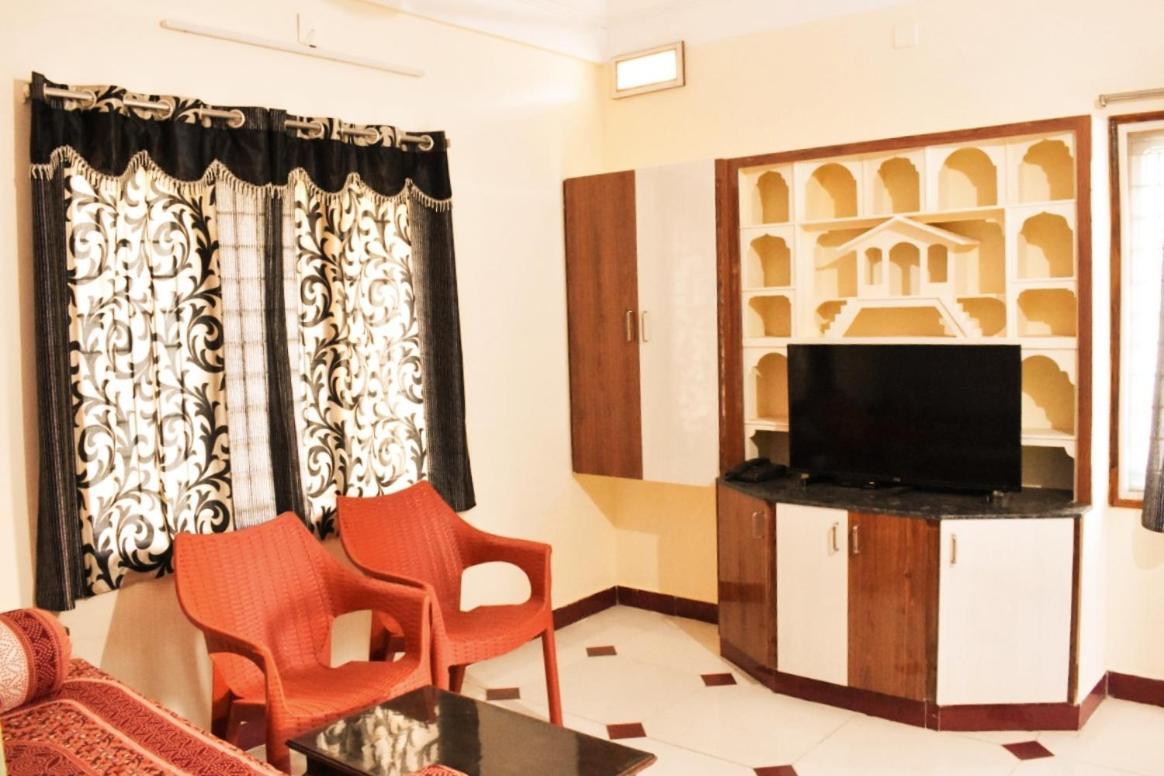 Sannidhi Service Apartments Tirupati Dış mekan fotoğraf